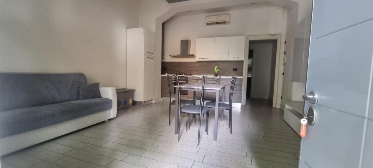 דירות פיאצ'נצה Casa Adriana מראה חיצוני תמונה